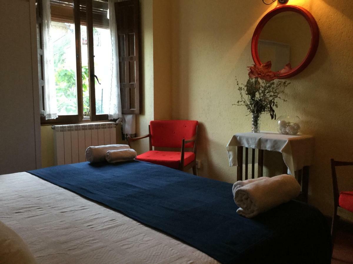 Casa Lola Bed & Breakfast Pelegrina ภายนอก รูปภาพ