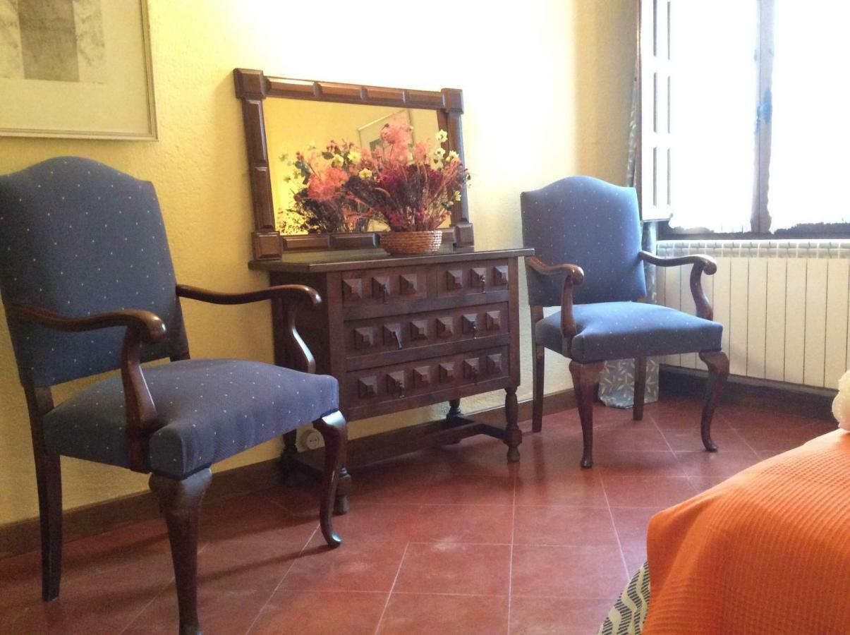 Casa Lola Bed & Breakfast Pelegrina ภายนอก รูปภาพ